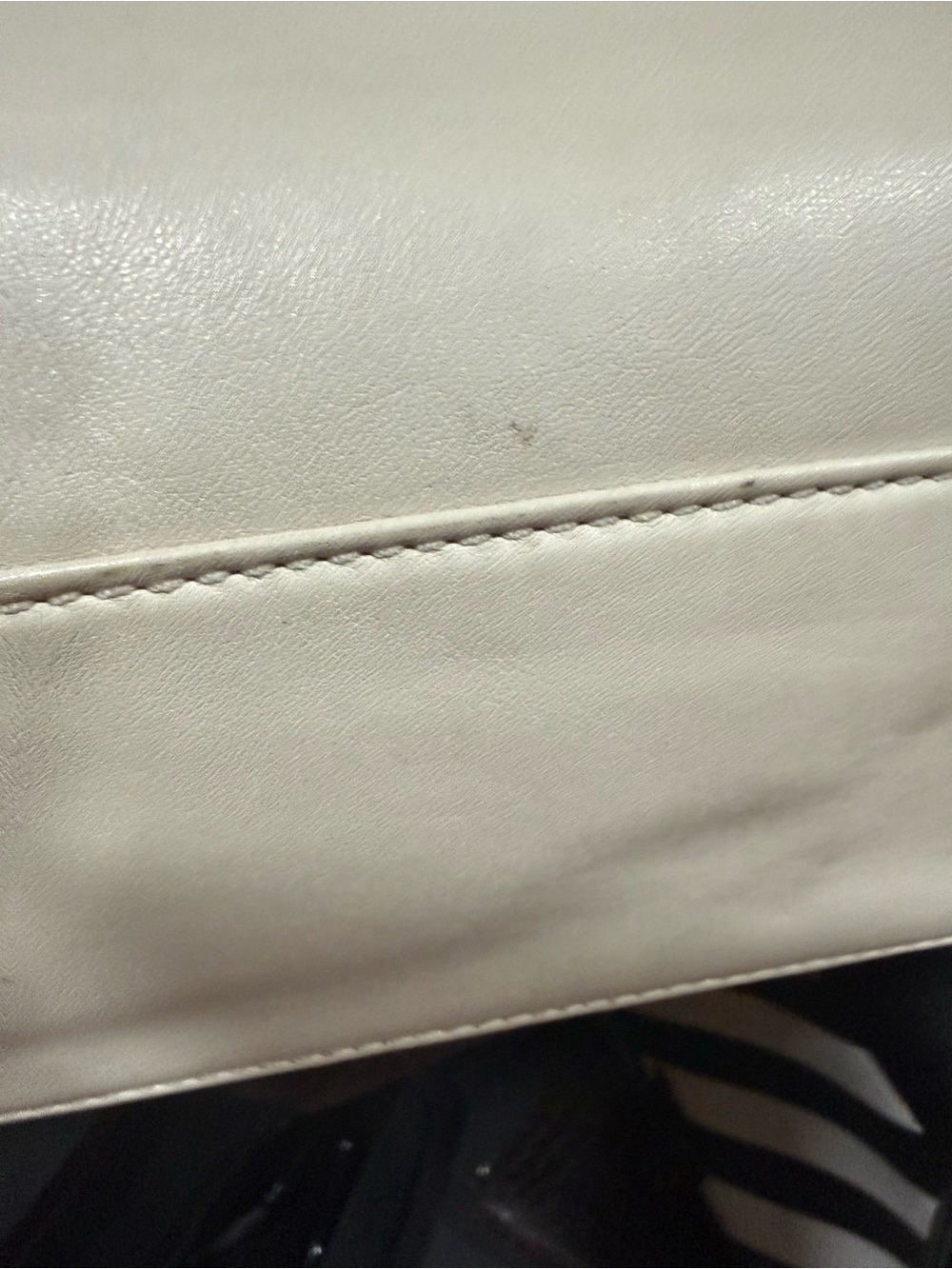 Coach Soho F19580 Ivory Leather Flap Shoulder Bag Tan Trim 2012 - Picture 9 of 9